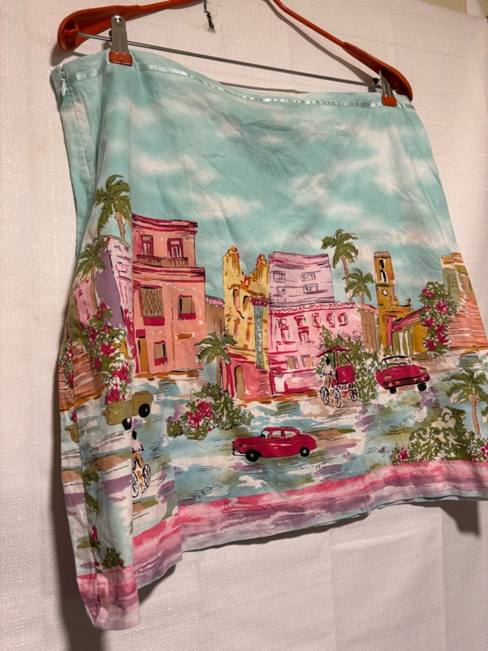 SZ 16 Playful Van Heusen mint and pink Tropical printed skirt.Beach Town motif.